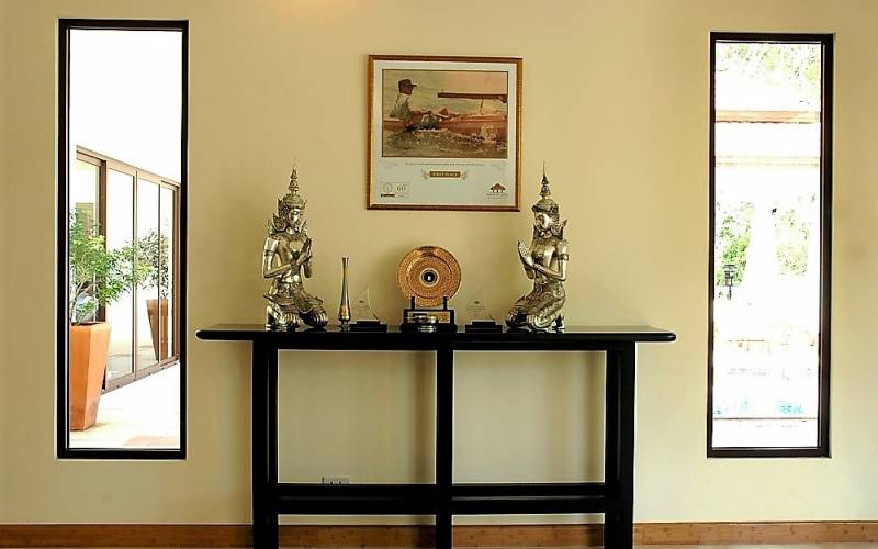 Unique Investment Opportunity – Fully Operational Estate of 5 Luxury Villas in Phuket North