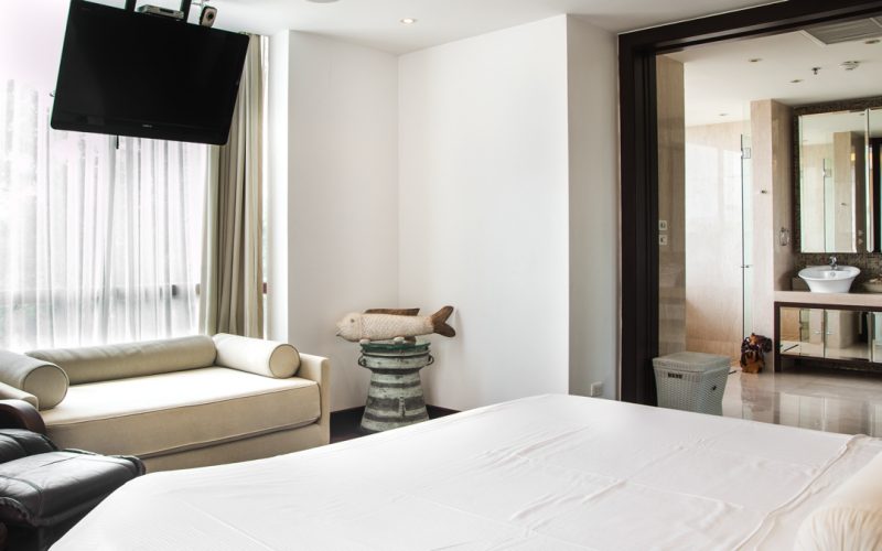 Royal Phuket Marina – Upscale 3-Bedroom Waterfront Apartment