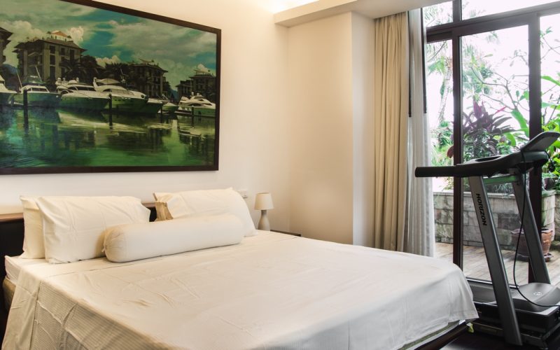 Royal Phuket Marina – Upscale 3-Bedroom Waterfront Apartment