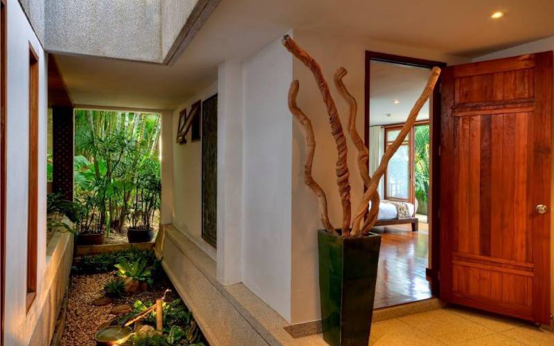 Ayara – Exquisite Ocean View Estate Overlooking Surin Beach