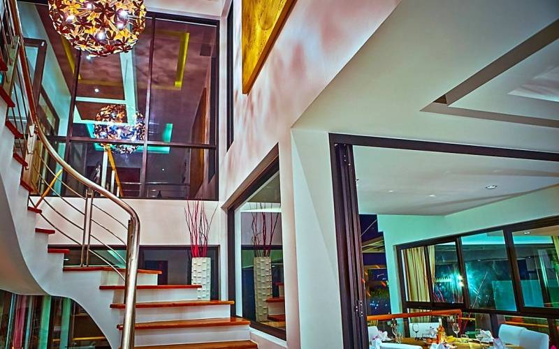Modern Six-Bedroom Ocean View Pool Villa overlooking Surin
