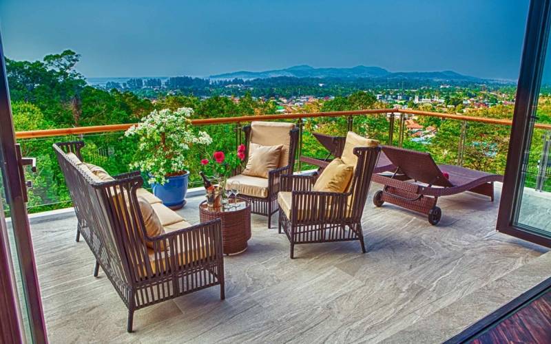 Modern Six-Bedroom Ocean View Pool Villa overlooking Surin