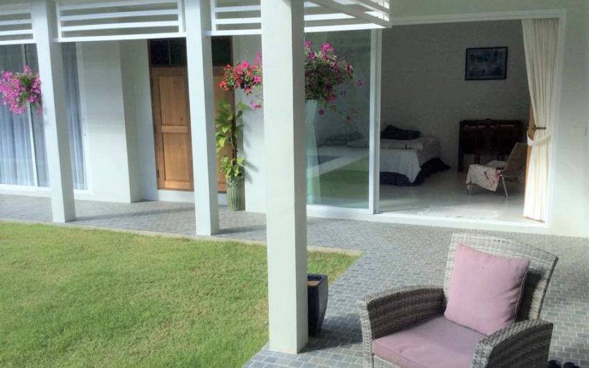 Excellent 3-Bedroom Pool Villa in Layan
