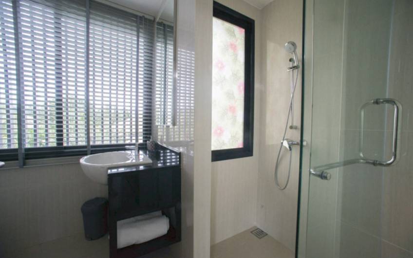 Laguna Park – 3-Bedroom Corner Town House