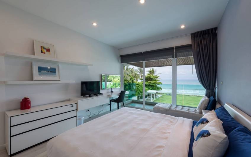 Summer Estate – A 4-Bedroom Beachfront Villa in Natai
