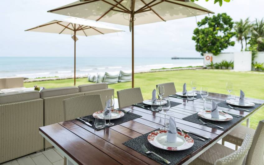 Summer Estate – A 4-Bedroom Beachfront Villa in Natai