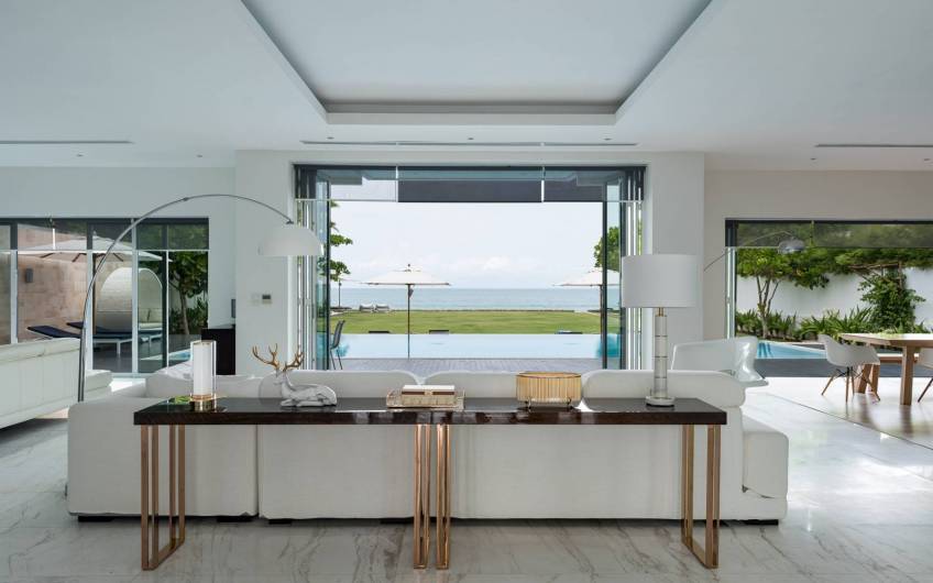 Summer Estate – A 4-Bedroom Beachfront Villa in Natai