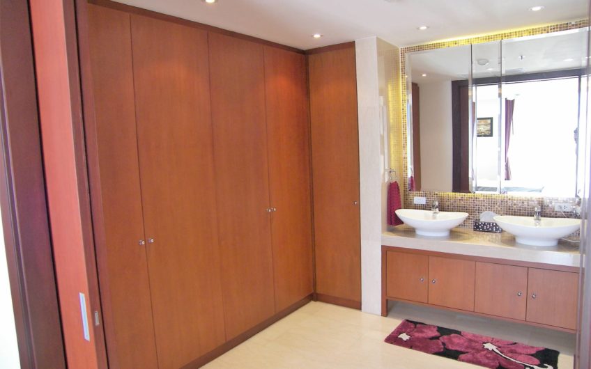 Royal Phuket Marina – 3-Bedroom Aquaminium