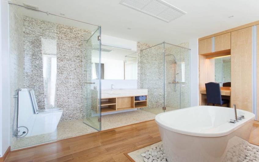 Rawai Phuket – Grand See Through  5-Bedroom Hillside Villa with Amazing Views