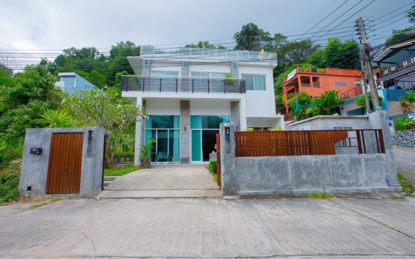 Dazzling Patong, Phuket 3-Bedroom Phuket Pool Villa