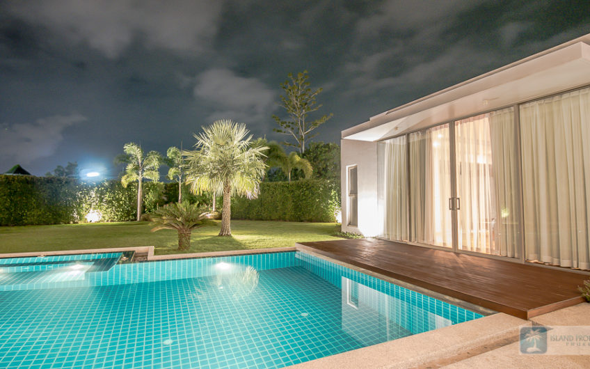 Phuket Luxury Layan Pool Villa
