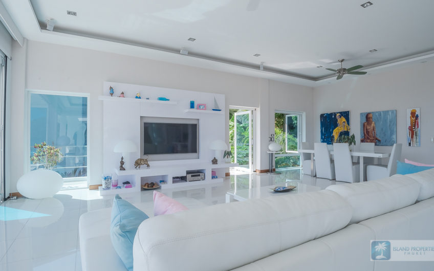 Phuket Sea View Villa Modern Flair