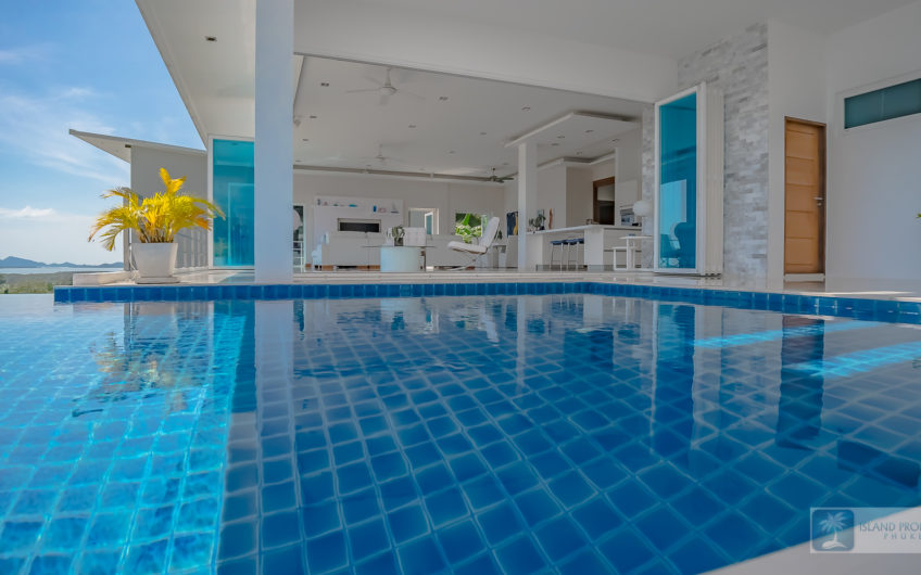 Phuket Sea View Villa Modern Flair