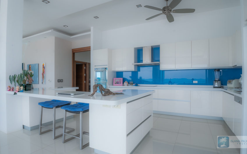 Phuket Sea View Villa Modern Flair