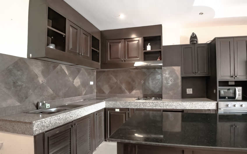 Large Patong 3 bedroom Condo