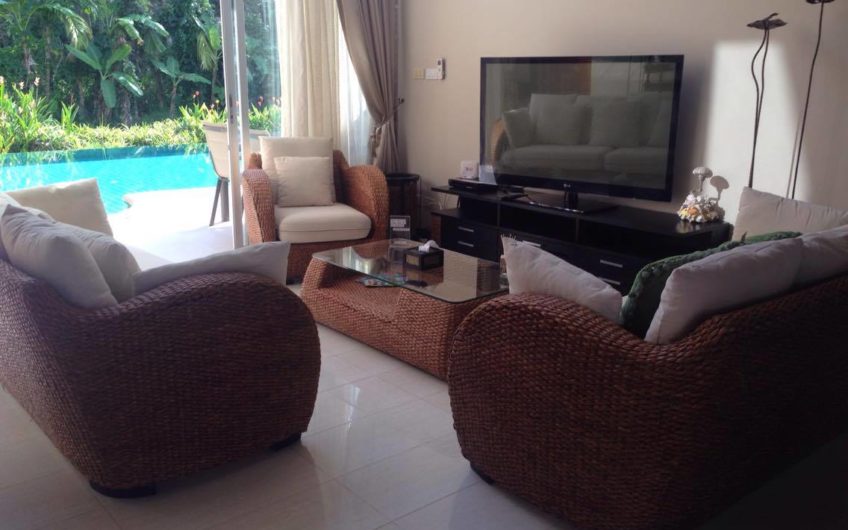 Phuket Naiyang Pool Villa